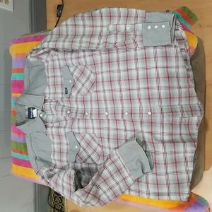 Men's XL Plaid Long Sleeve Wrangler Shirt